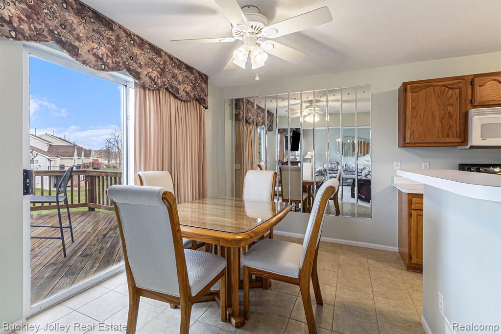 4419 WILLOW VIEW Court, Howell, MI 48843 — Photo 4
