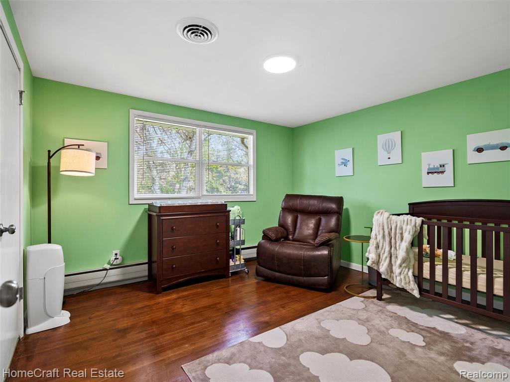 28626 SUNSET Boulevard W, Lathrup Village, MI 48076 — Photo 14