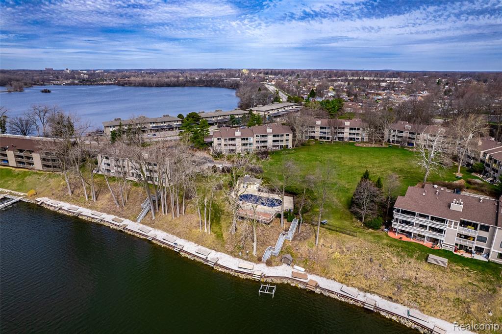 1695 Cliffs Landing, 302, Ypsilanti, MI 48198 — Photo 33