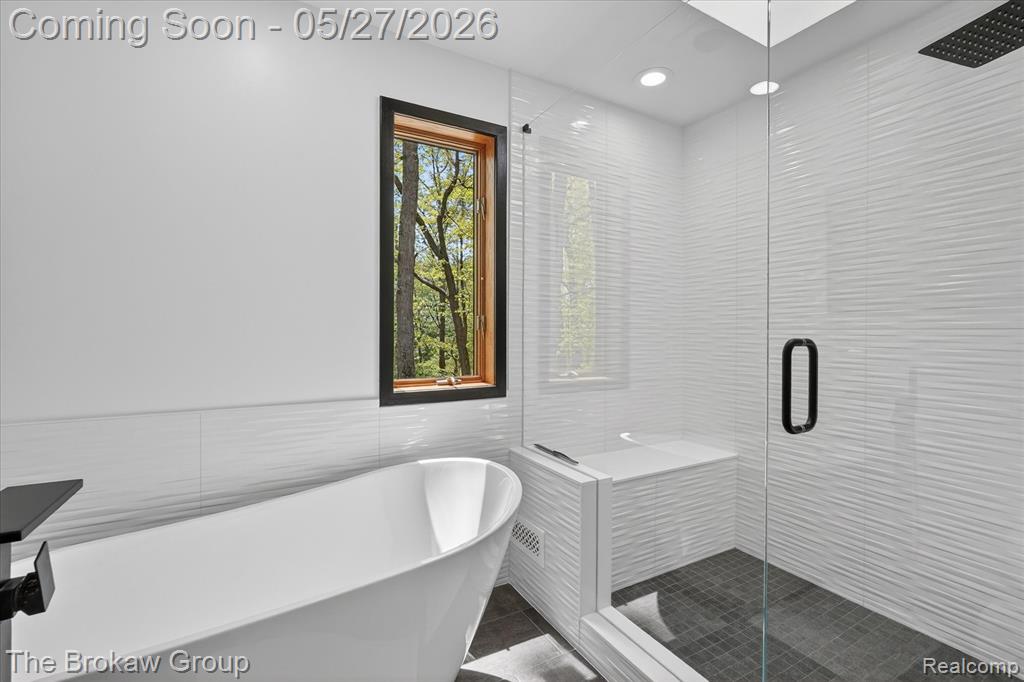 2637 White Pine Drive, Oxford, MI 48370 — Photo 32