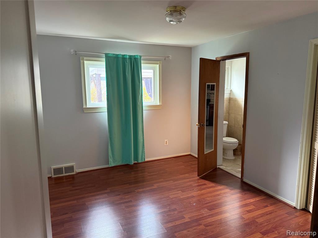 6947 N Charlesworth Street, Dearborn Heights, MI 48127 — Photo 11