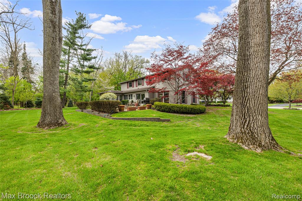 25933 Hersheyvale Drive, Franklin, MI 48025 — Photo 34
