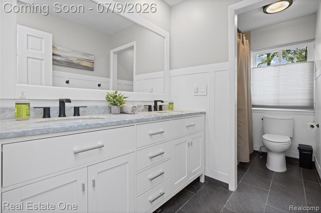 42118 Villanova Drive, Sterling Heights, MI 48313 — Photo 31