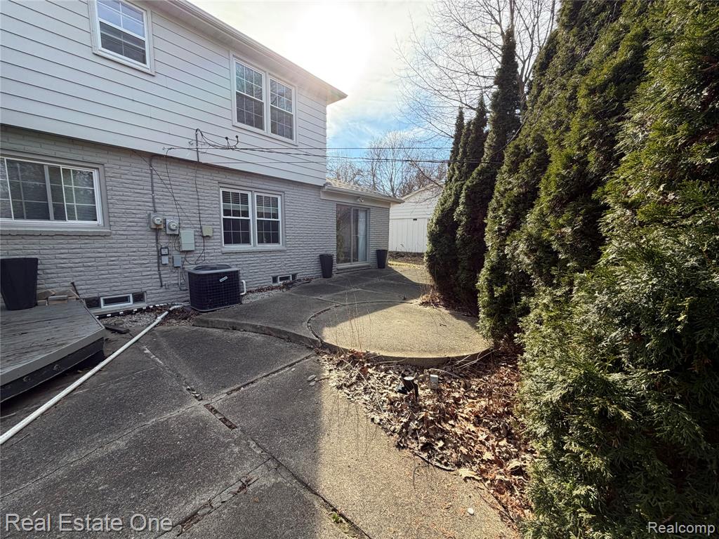 7068 Heather Heath, West Bloomfield, MI — Photo 6