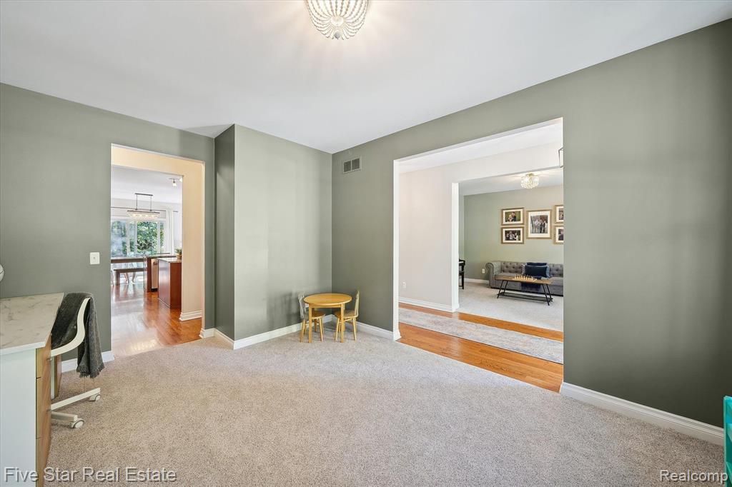 49529 TAFT Lane, Canton, MI 48188 — Photo 24