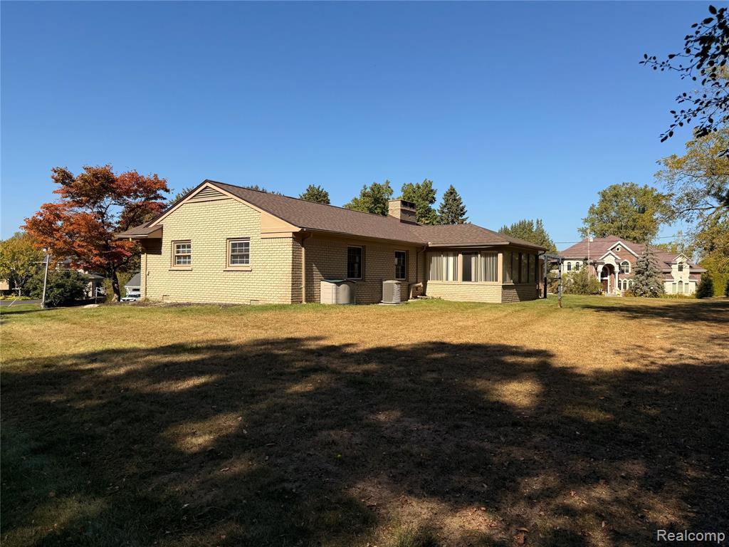 1929 Bayou Drive, Bloomfield, MI 48302 — Photo 26