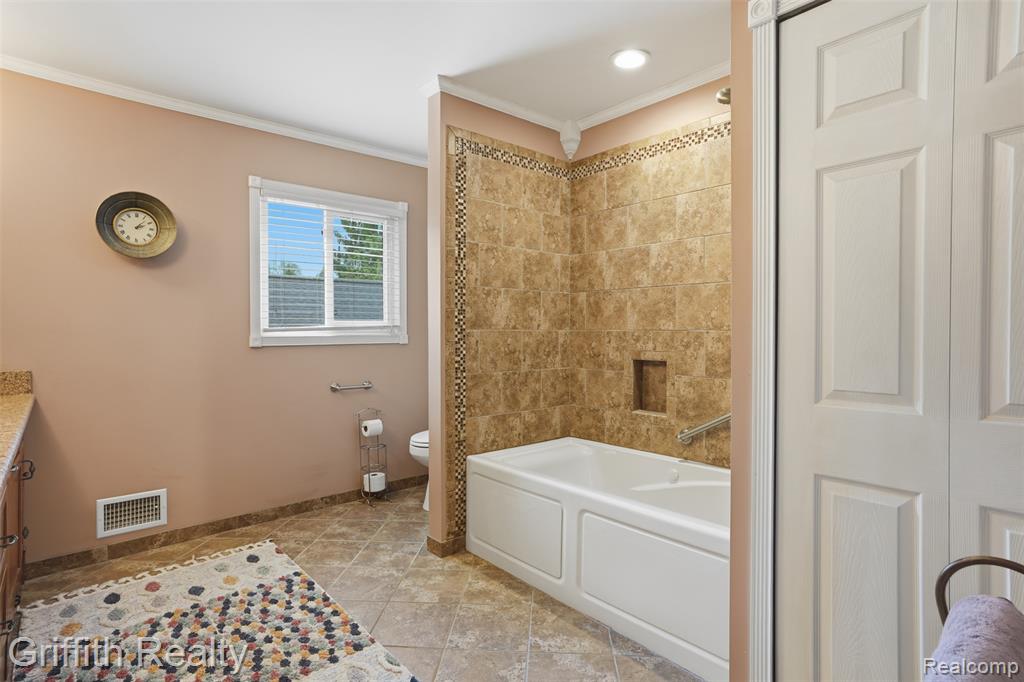 2901 School Lake Drive, Brighton, MI 48114 — Photo 33
