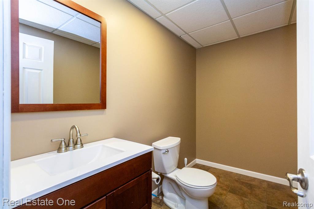 6536 Chatham Circle, Rochester Hills, MI 48306 — Photo 55