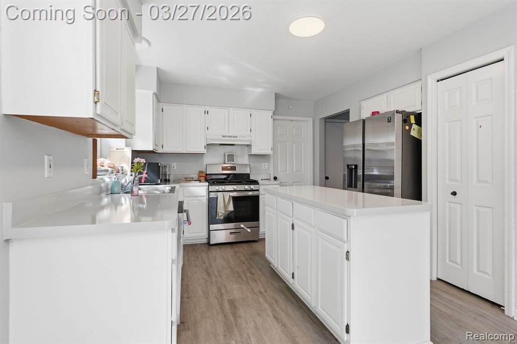 6450 Gallery Drive, Canton, MI 48187 — Photo 7