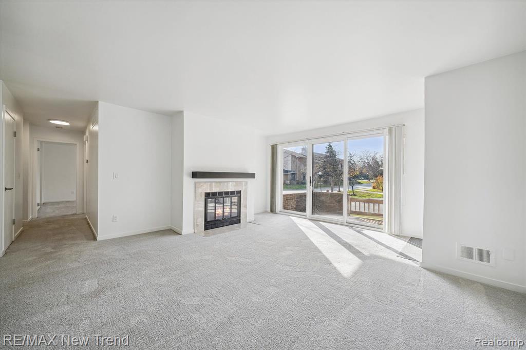 6602 MAPLE LAKES Drive, West Bloomfield, MI — Photo 9