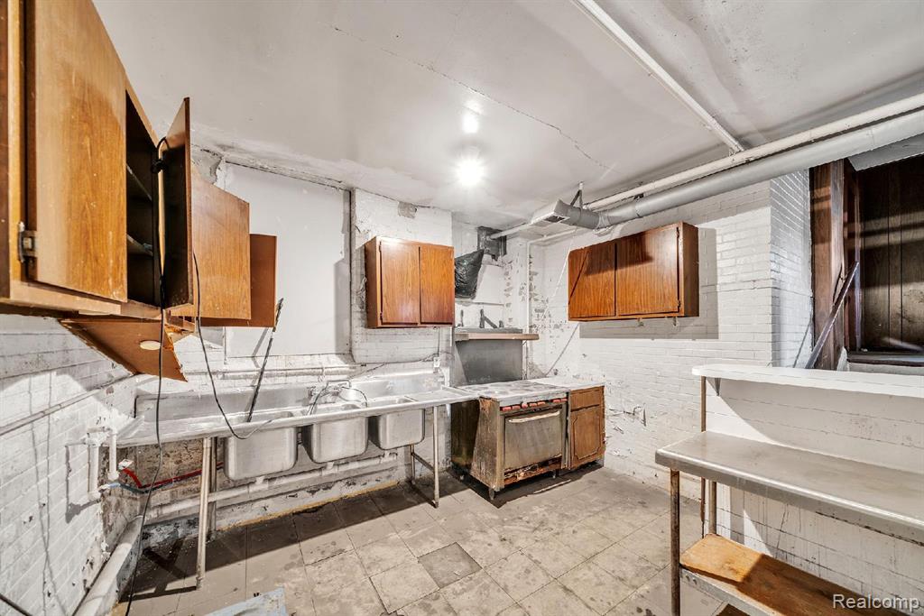 3768 Field Street, Detroit, MI 48214 — Photo 30