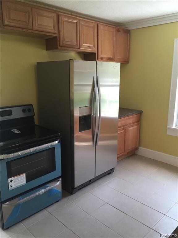 8088 TIMKEN Avenue, Warren, MI 48089 — Photo 8