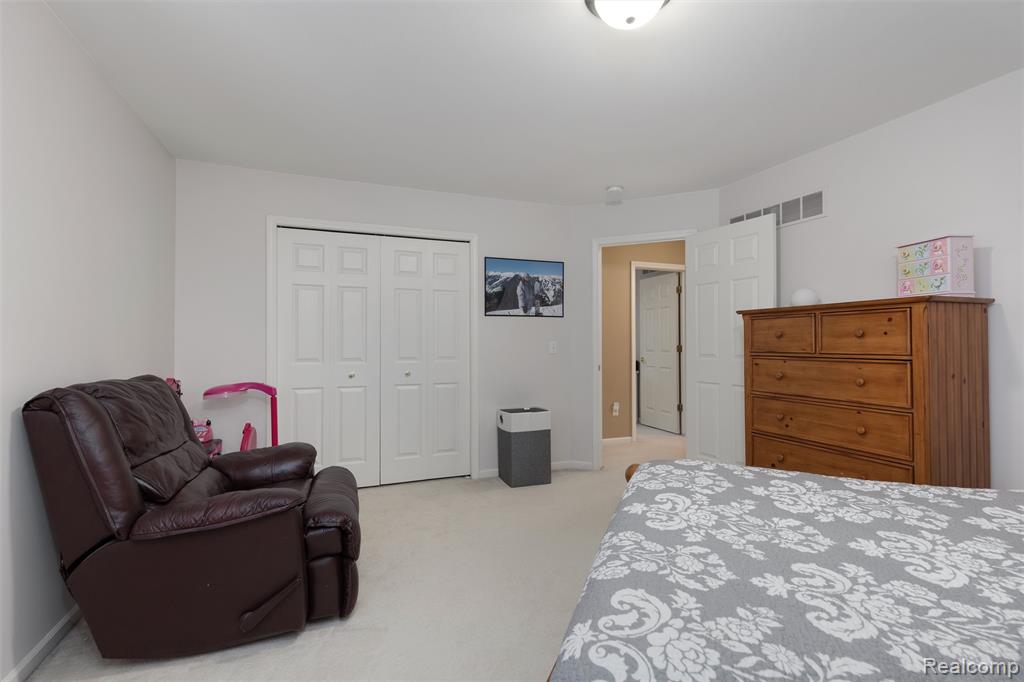 4618 Waterbury Drive, Clarkston, MI 48348 — Photo 30