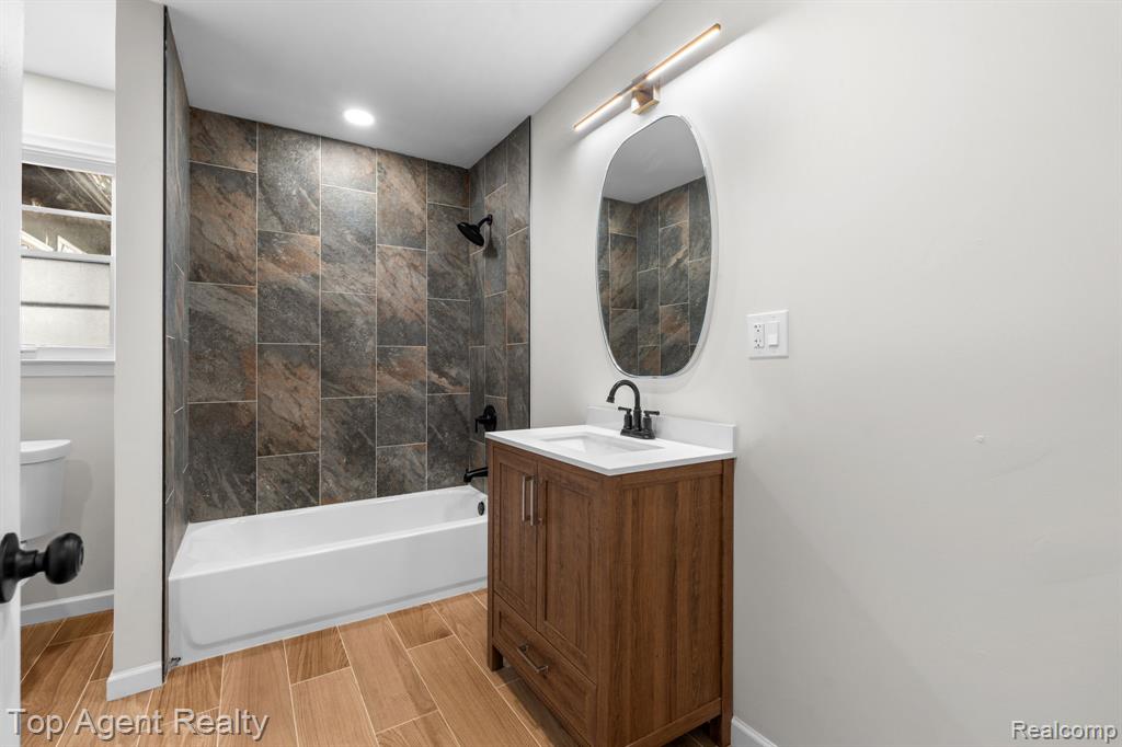 20527 Chapel Street, Detroit, MI 48219 — Photo 14