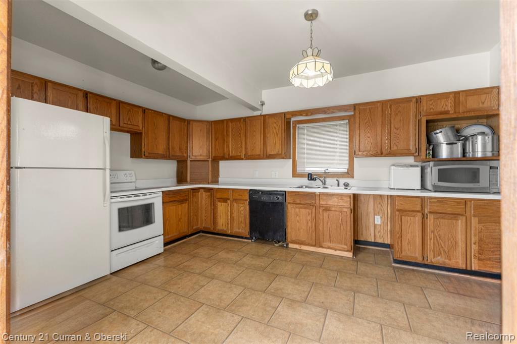 7737 Senator Street, Detroit, MI 48209 — Photo 14