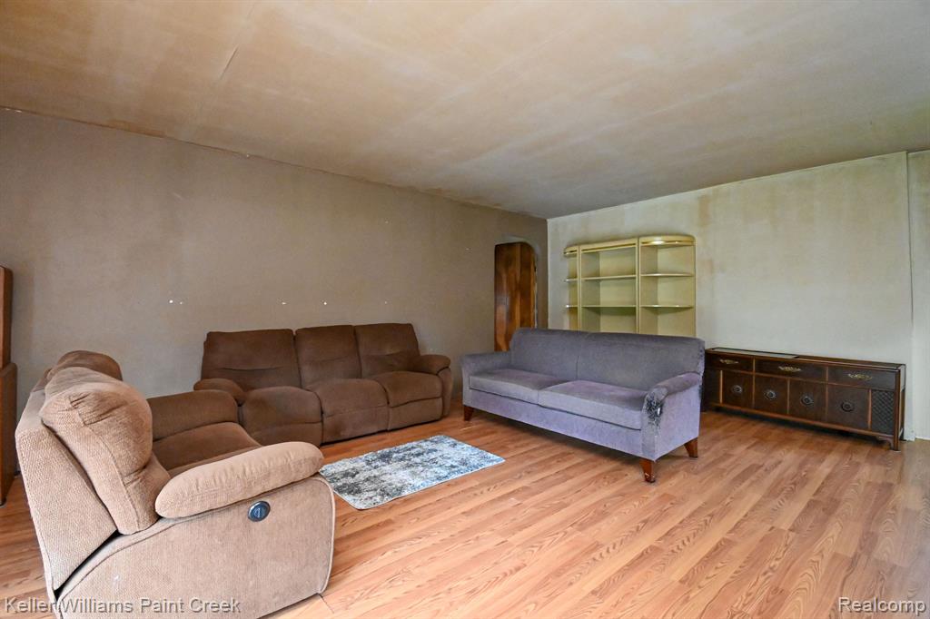 5281 WILBY Street, Shelby Twp, MI 48317 — Photo 7