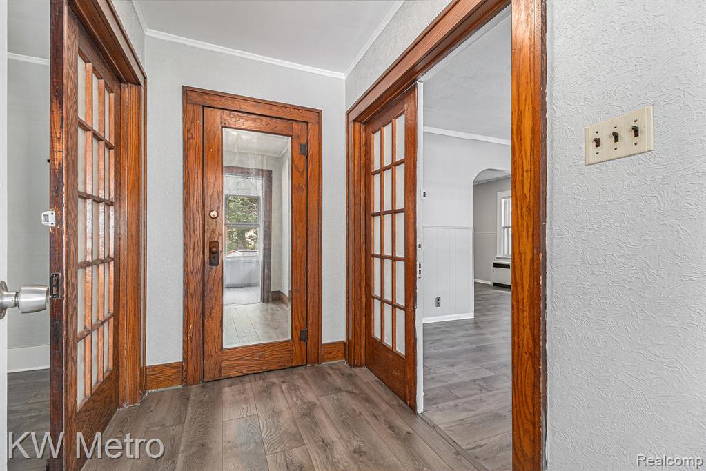 508 West PARKDALE Avenue, Royal Oak, MI 48073 — Photo 4