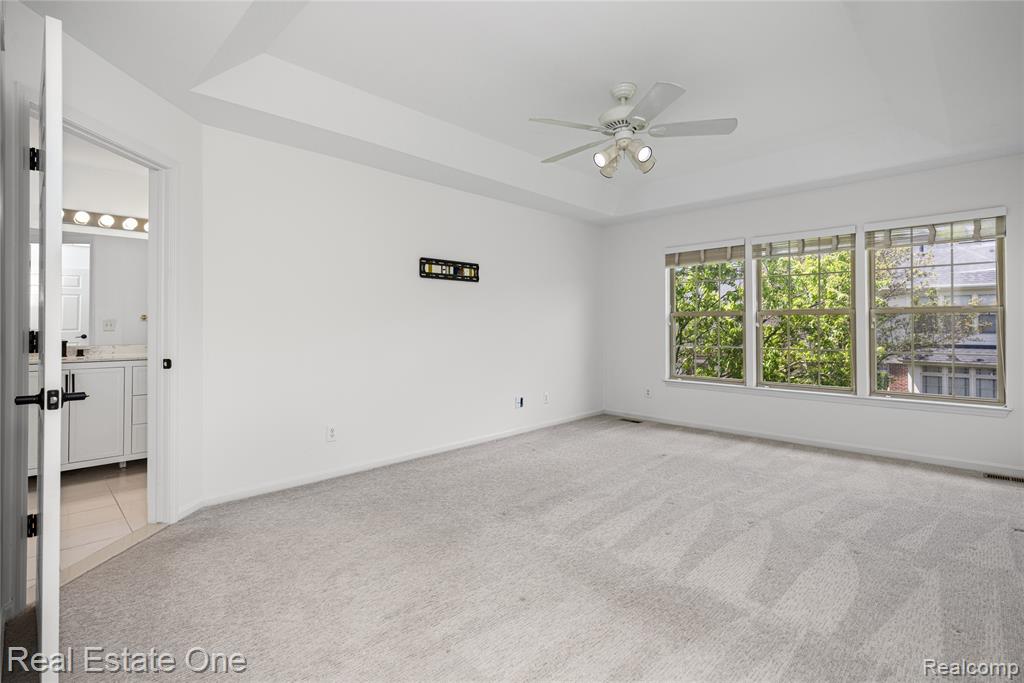 7382 Gateway Drive, West Bloomfield, MI — Photo 24