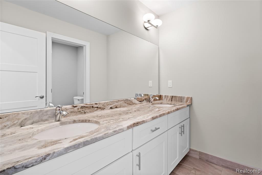 56270 Stone Falcon E, Shelby Twp, MI 48316 — Photo 25