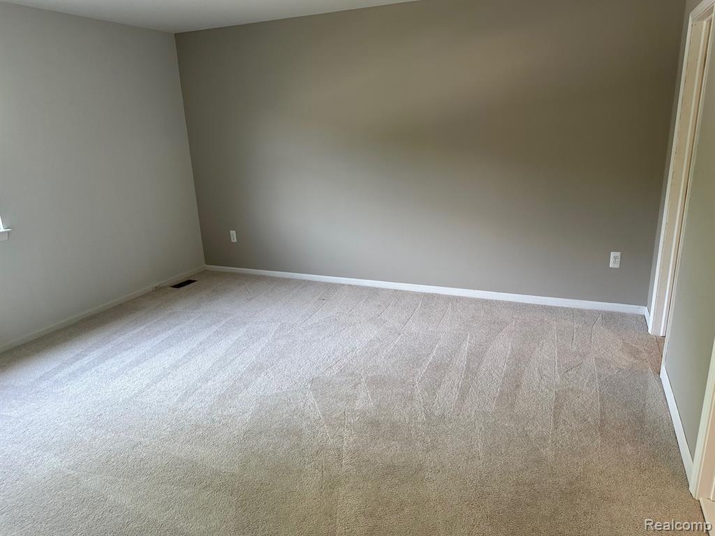 45851 CIDER MILL Road, Novi, MI — Photo 14