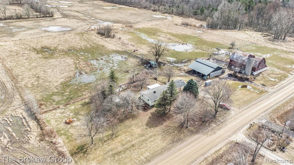 9448 WASHBURN Road, Columbiaville, MI 48421 — Photo 8