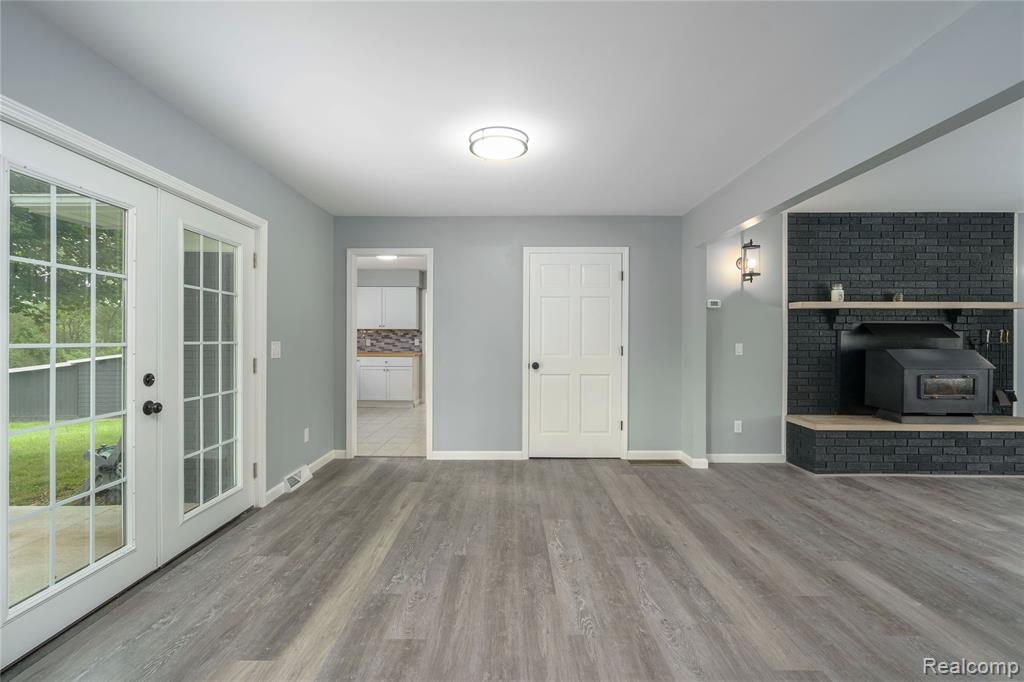 4566 Clyde Road, Howell, MI 48855 — Photo 26