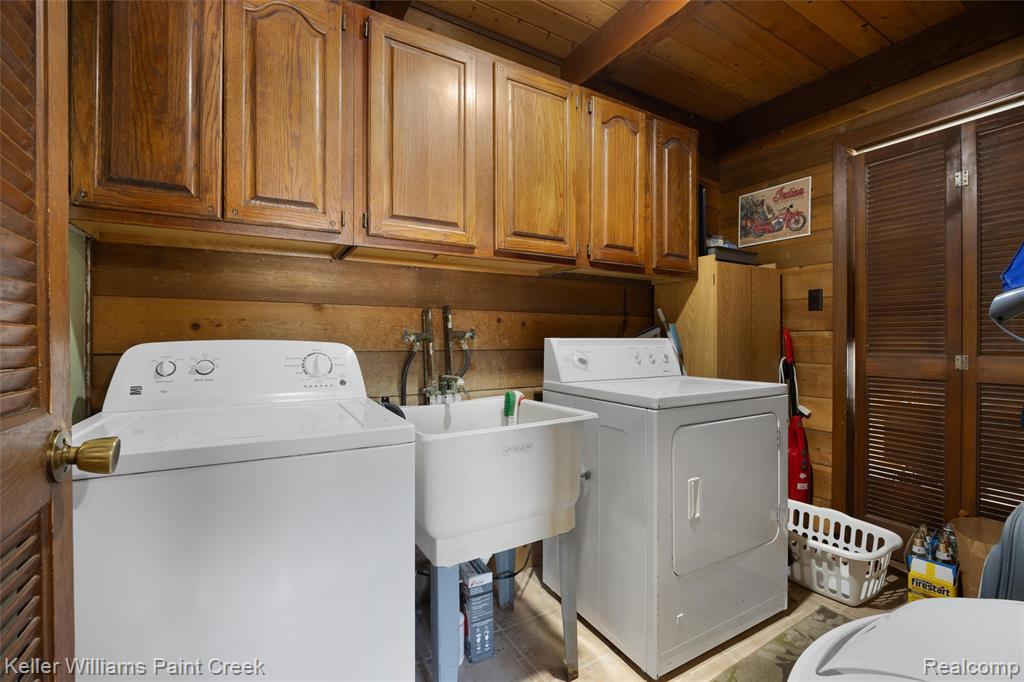7358 Porter Road, Grand Blanc, MI 48439 — Photo 14