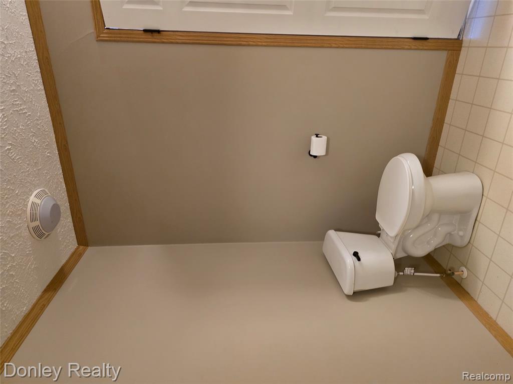 3270 Galbraith Line Road, Brown, MI 48416 — Photo 14