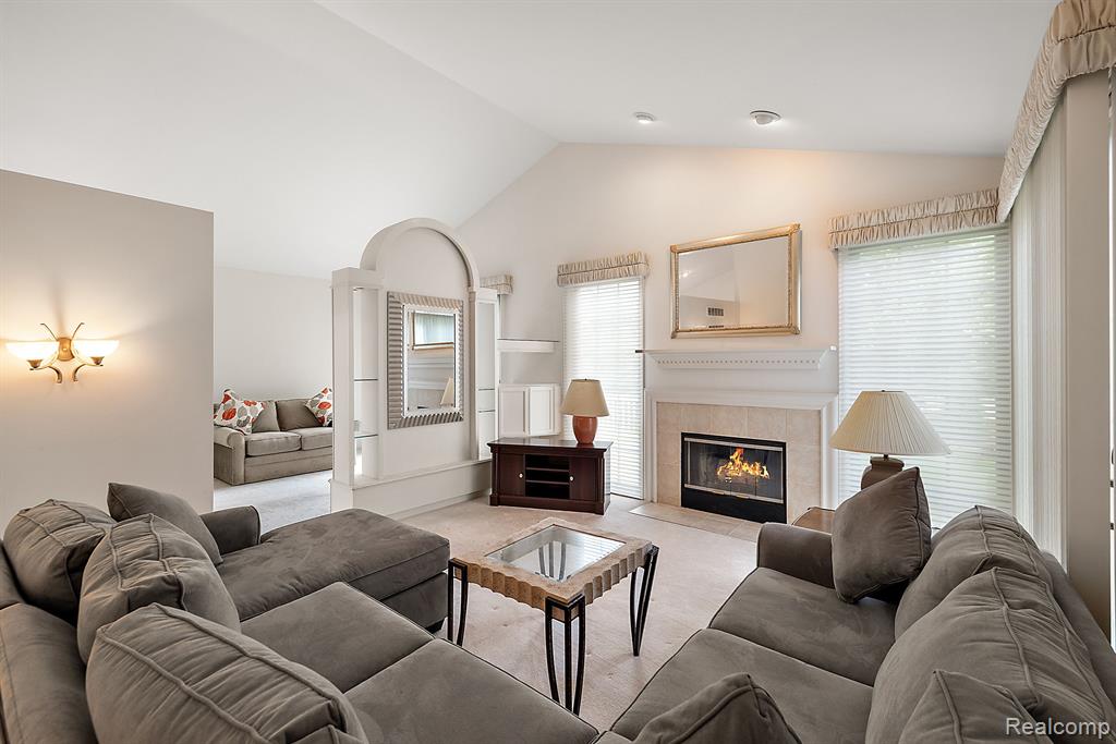 17061 LOCHMOOR, Northville, MI 48168 — Photo 21