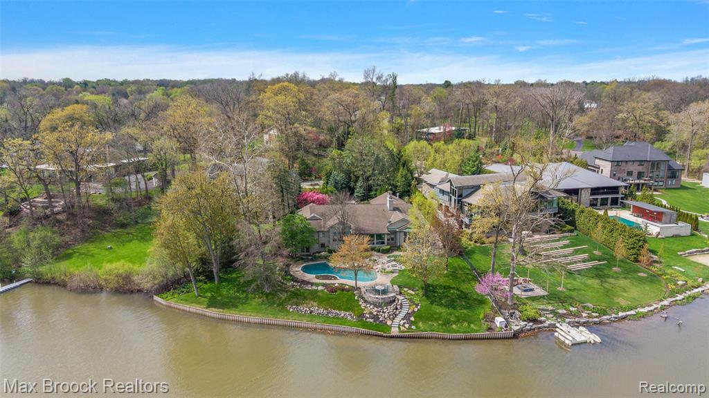 Property photo for 3945 Kirkland Court, Bloomfield Hills, MI 48302