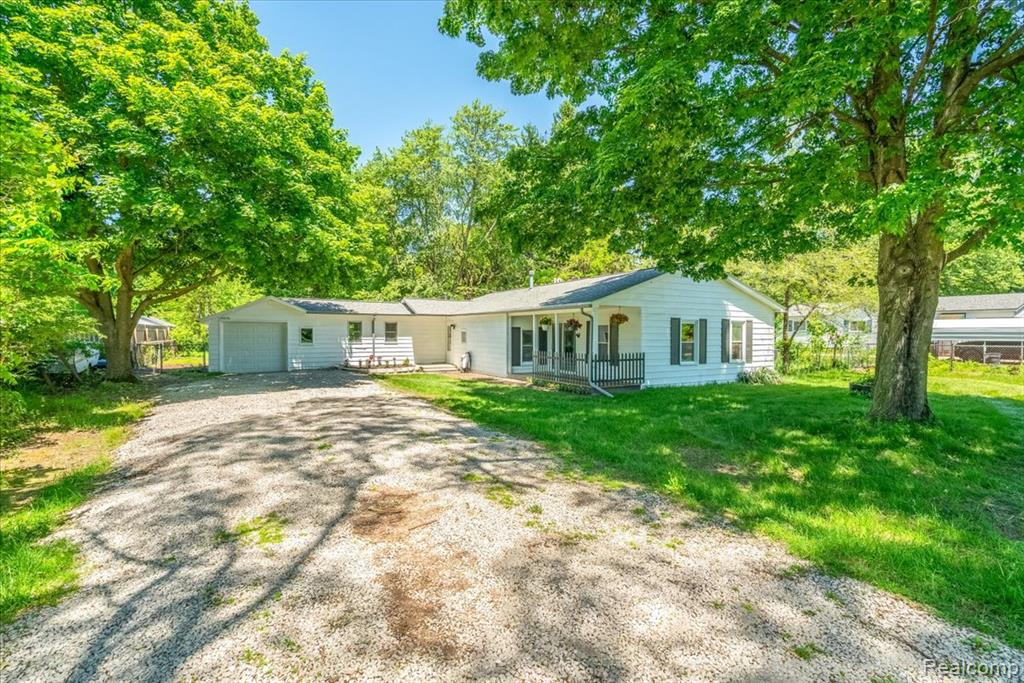 40036 E Huron River Drive, Belleville, MI 48111 — front exterior