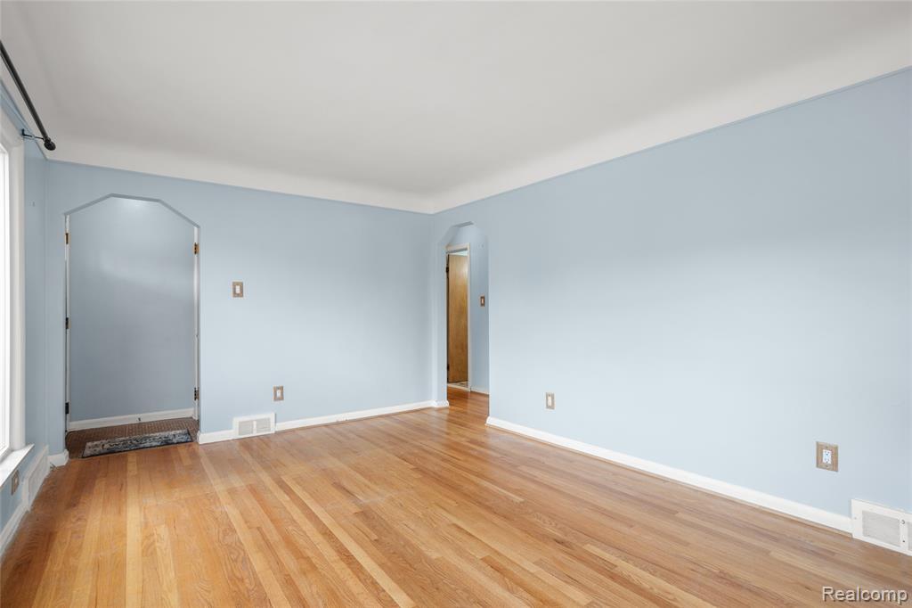 6553 Norwood Avenue, Allen Park, MI 48101 — Photo 5