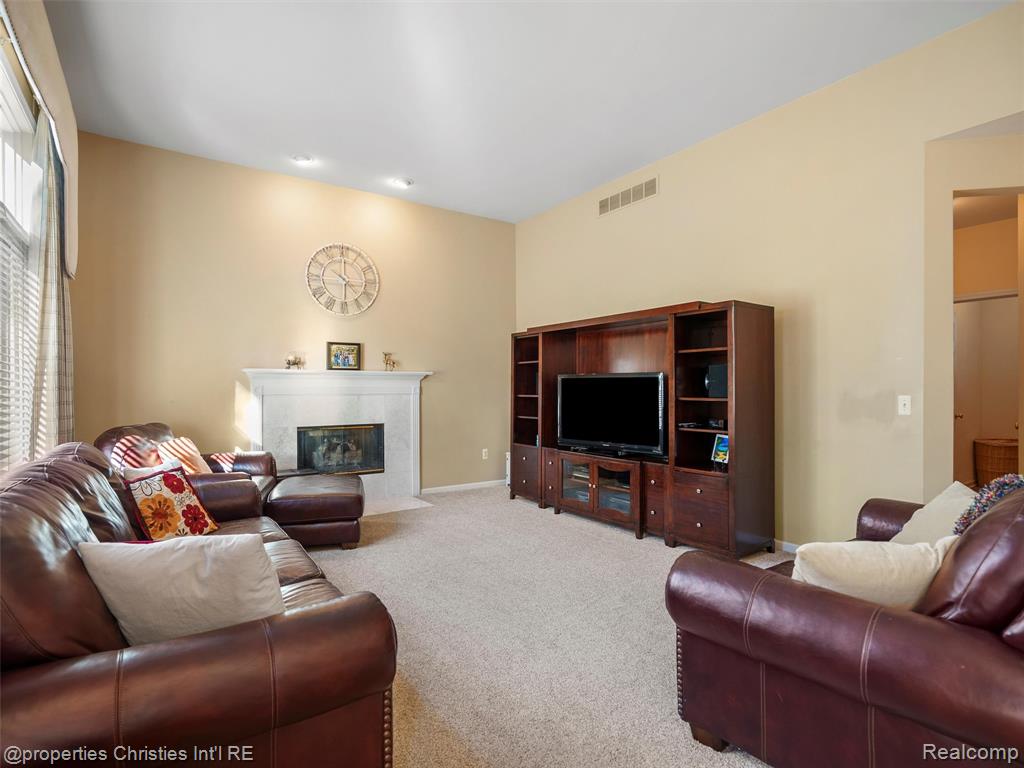 40053 Bexley Way, Northville, MI 48168 — Photo 18