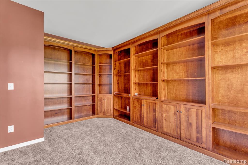 6119 AMBER Lane, Grand Blanc, MI 48439 — Photo 8