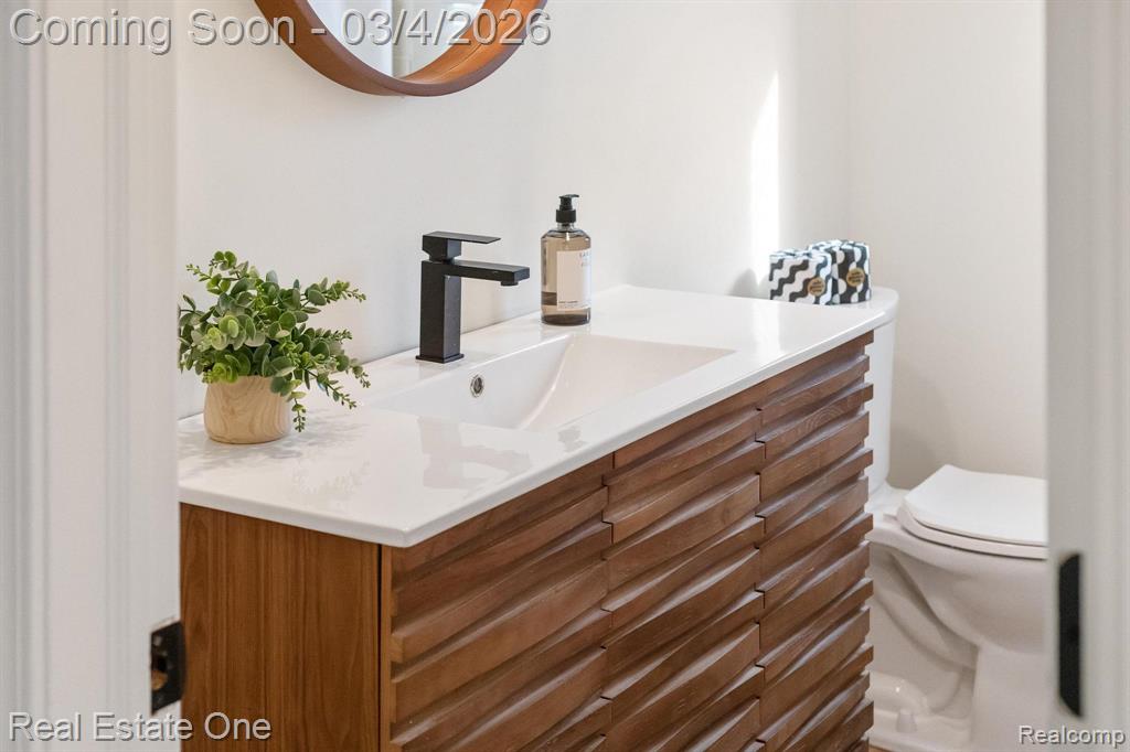41146 Justin Drive, Clinton Twp, MI 48038 — Photo 25