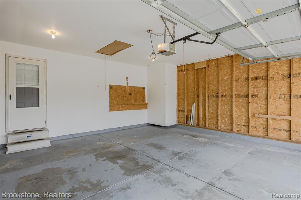 4289 Covey Lane, Grand Blanc, MI 48439 — Photo 52