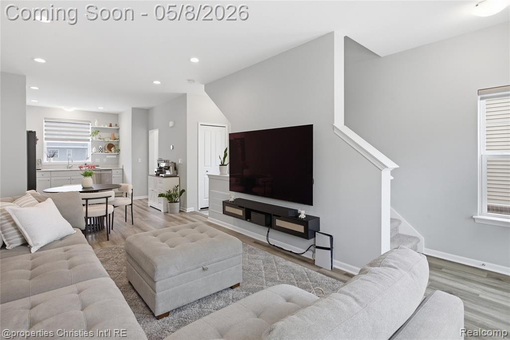 402 Jeff Keeton Drive, Hazel Park, MI 48030 — Photo 13