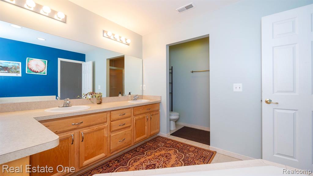 17041 ALGONQUIN Drive, Northville, MI 48168 — Photo 44