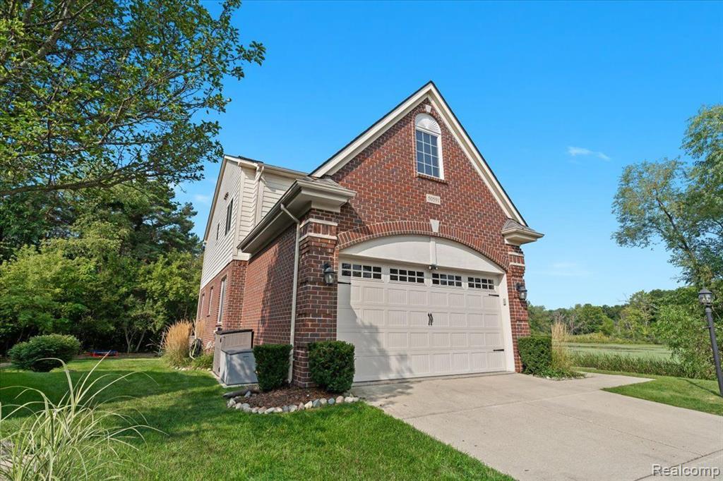 50591 ELMWOOD, Plymouth, MI 48170 — Photo 4