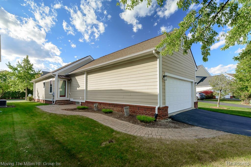 841 ROOSEVELT Street, Canton, MI 48188 — Photo 2