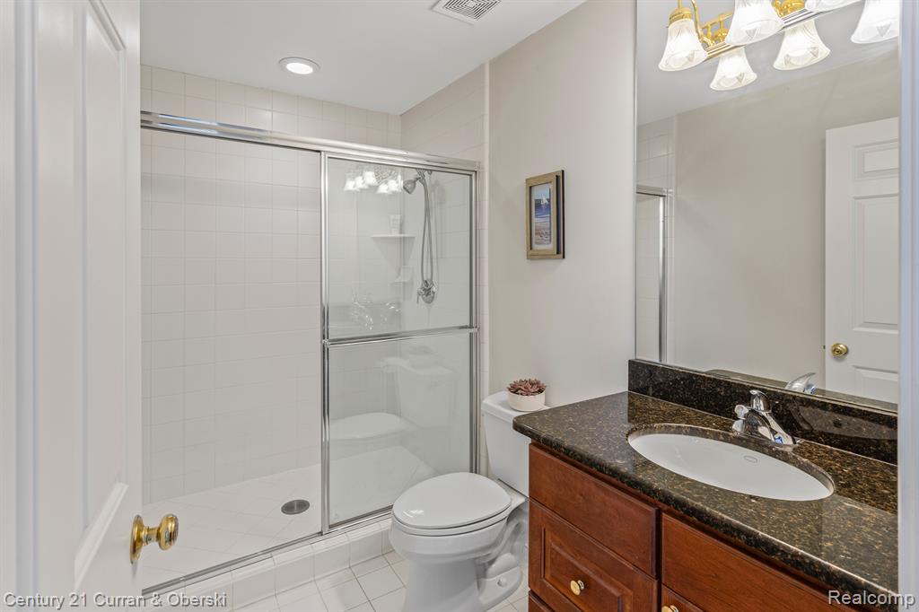 18585 STEEP HOLLOW Court, Northville, MI 48168 — Photo 37