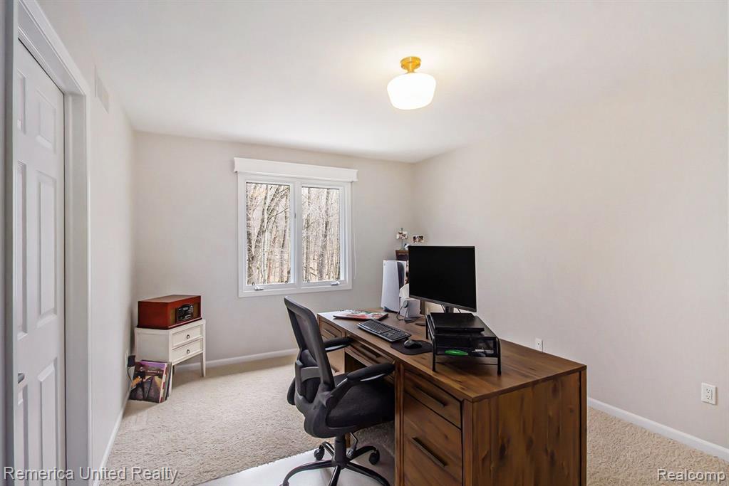 8109 TOP VIEW Lane, Pinckney, MI 48169 — Photo 24