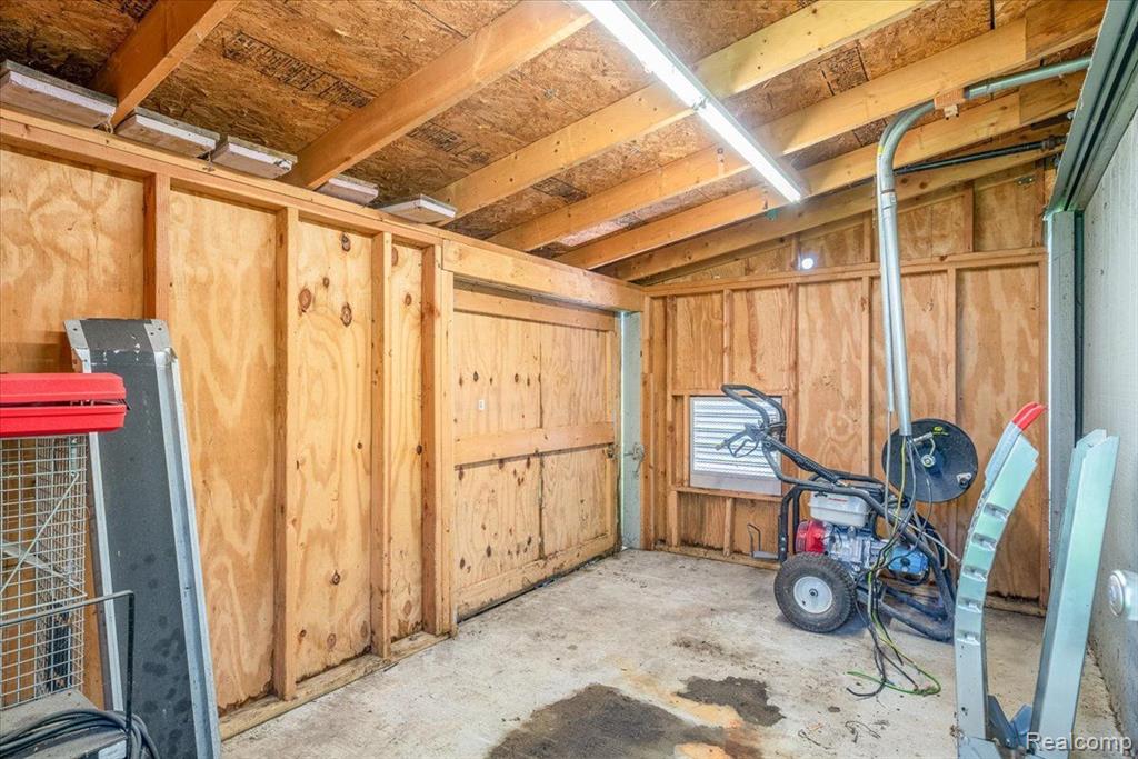 7045 CRANE Road, Ypsilanti, MI 48197 — Photo 77