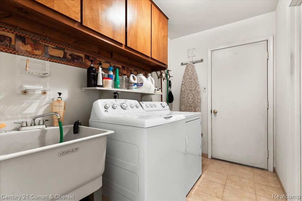 17000 WINCHESTER Drive, Northville, MI 48168 — Photo 13