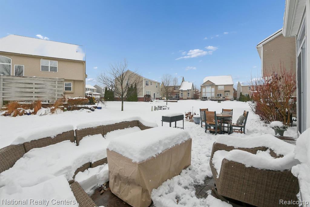 27316 Victoria Road, Novi, MI — Photo 41
