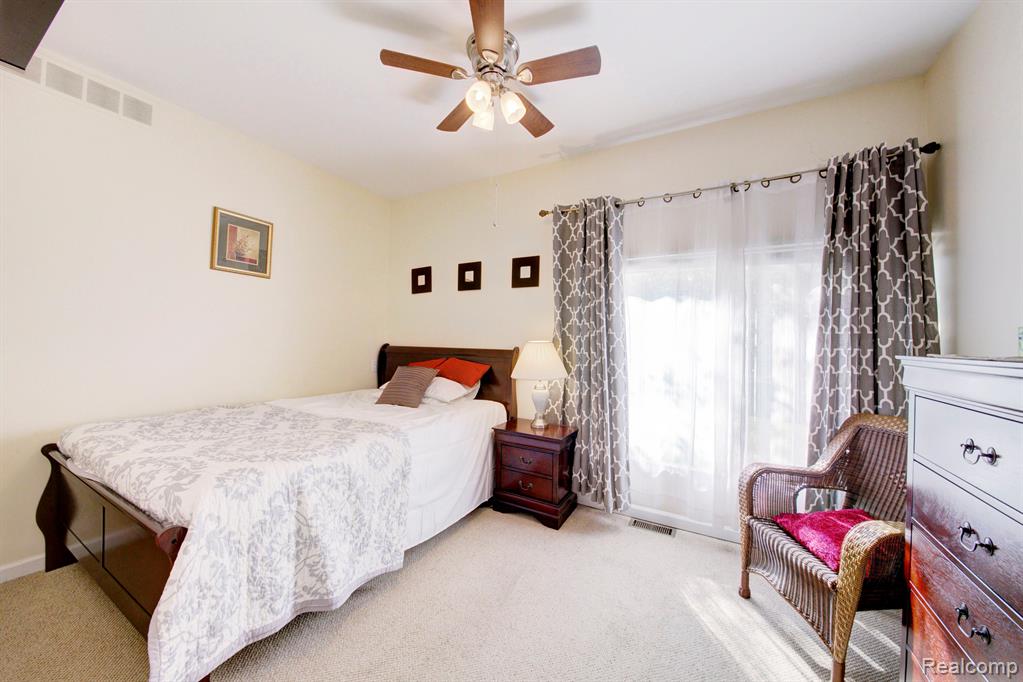 6813 Poppleton Road, Canton, MI 48187 — Photo 23