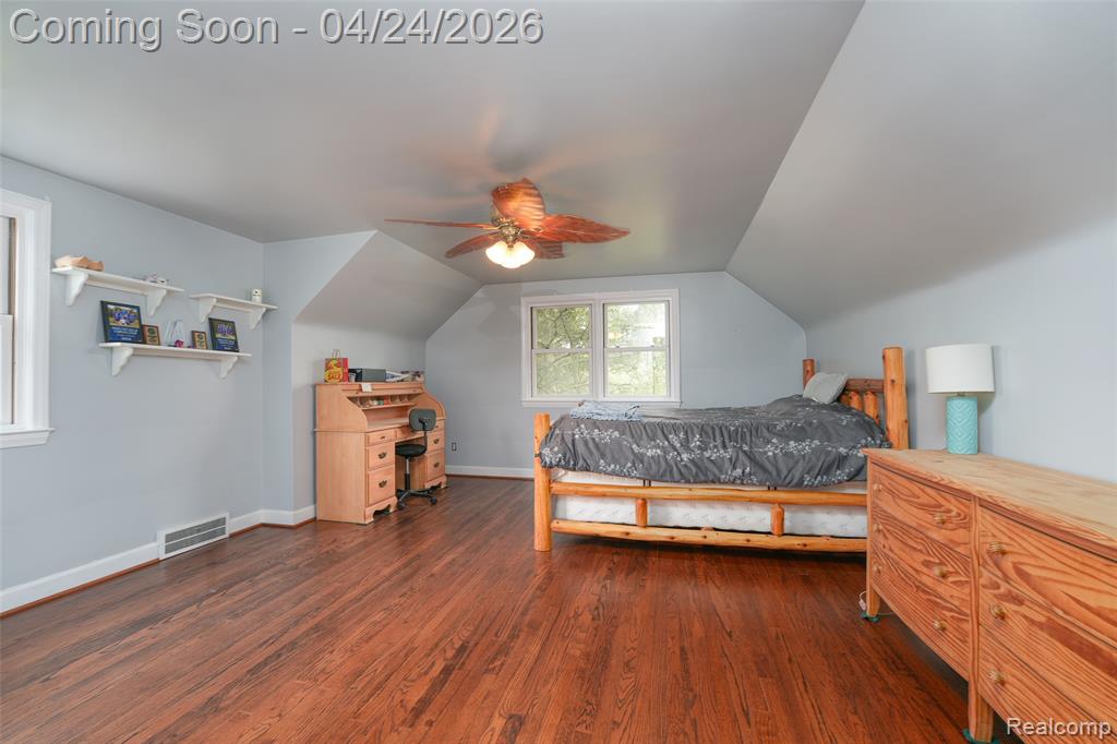 19150 Rainbow Drive, Lathrup Village, MI 48076 — Photo 25