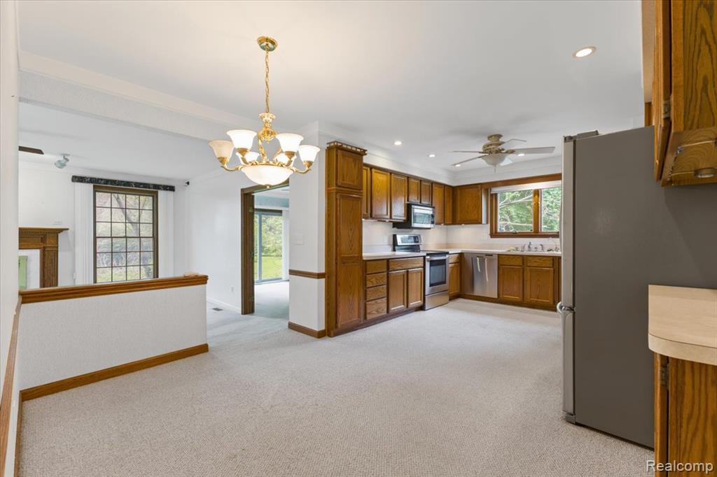 5538 Larkins Drive, Troy, MI 48085 — Photo 7