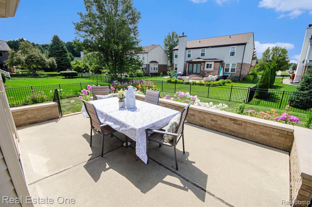 54149 Acadia Drive, Macomb, MI 48042 — Photo 28