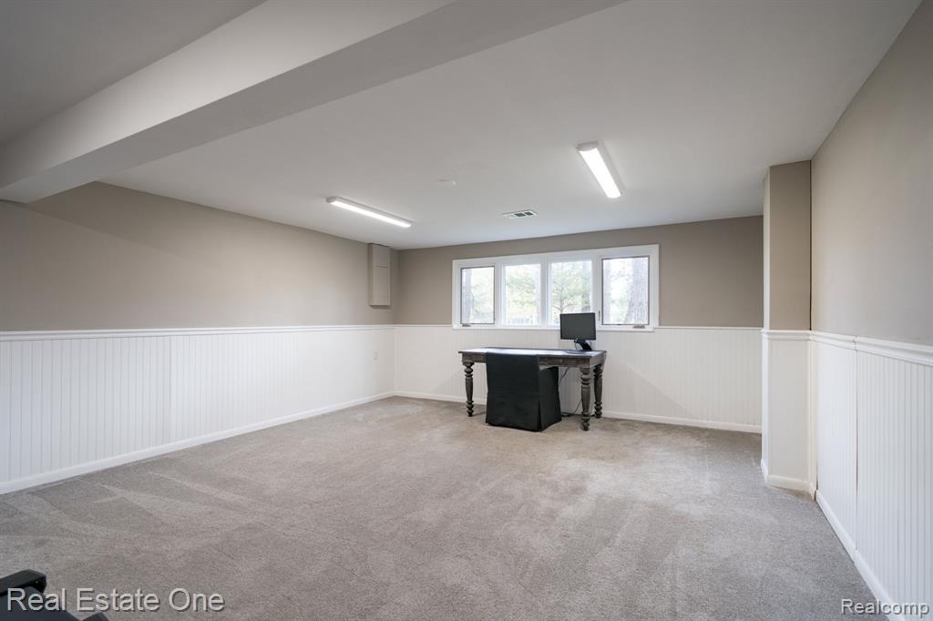6464 Deer Ridge Drive, Clarkston, MI 48348 — Photo 39